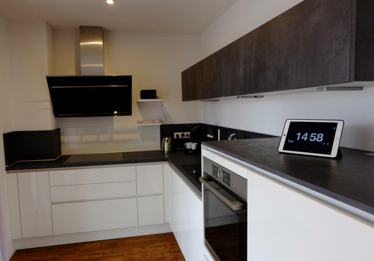 Sweet Park Appartements Rheinhausen Esterno foto