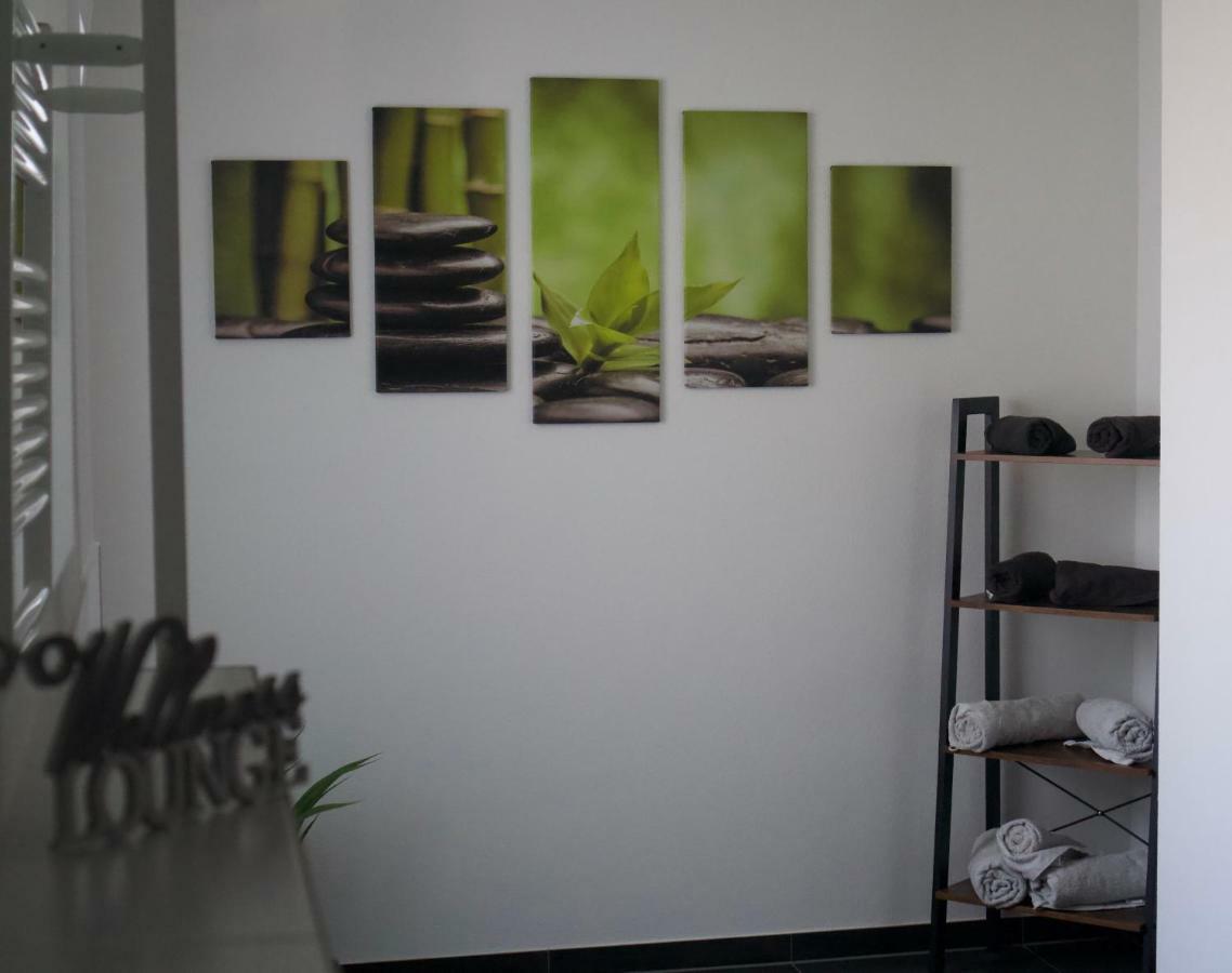 Sweet Park Appartements Rheinhausen Esterno foto