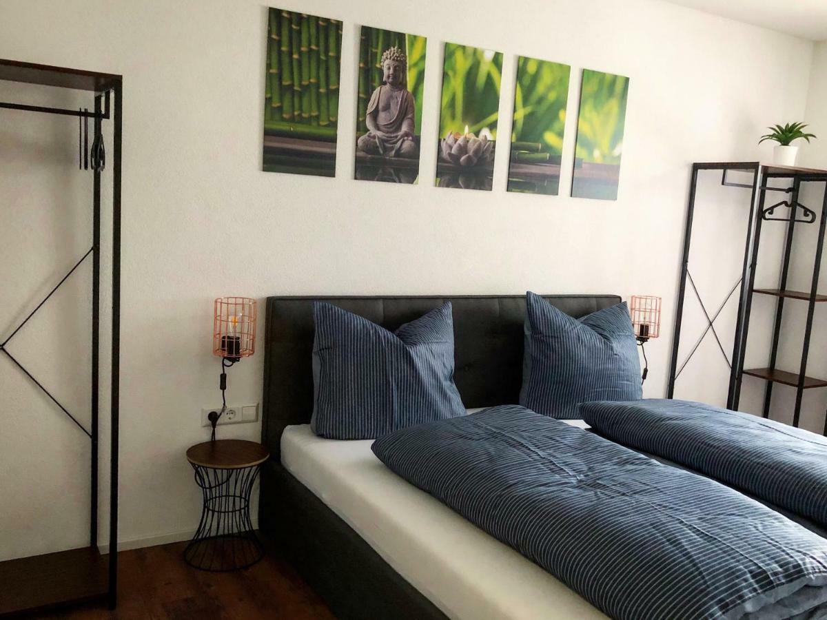 Sweet Park Appartements Rheinhausen Esterno foto